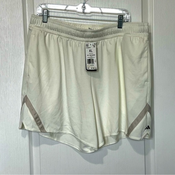 NWT Adidas Women’s Select Basketball Shorts Off White/Cream Size XL - Picture 2 of 9
